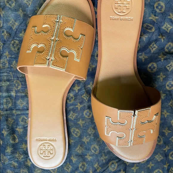 Tory Burch Double T slides(New Without box) - Picture 3 of 7